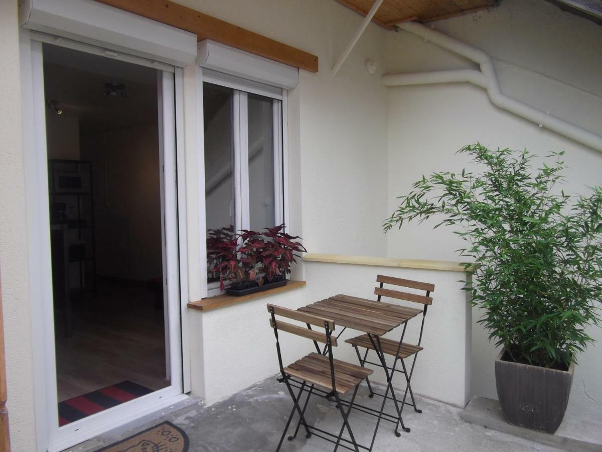 Copropriete Les Iris Apartment Сент Етиен Екстериор снимка