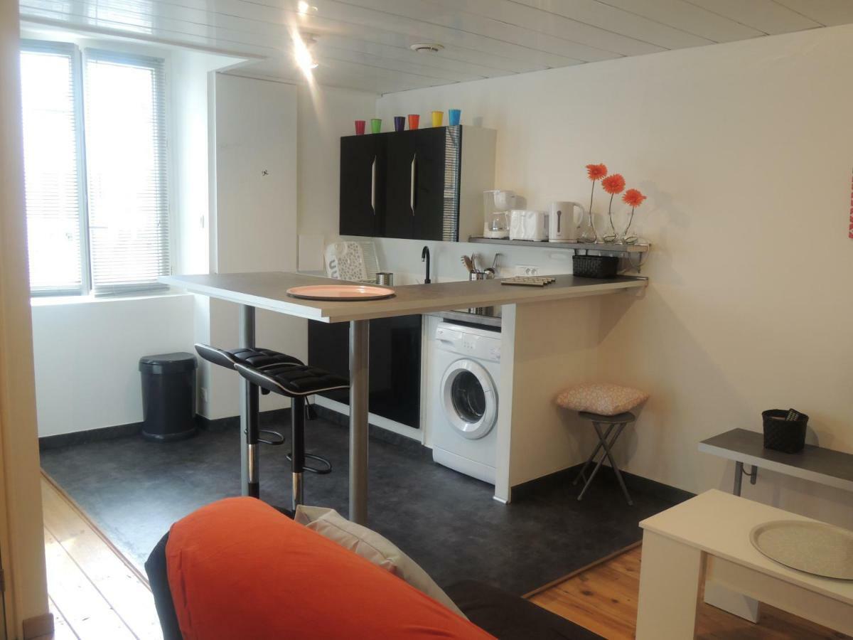Copropriete Les Iris Apartment Сент Етиен Екстериор снимка